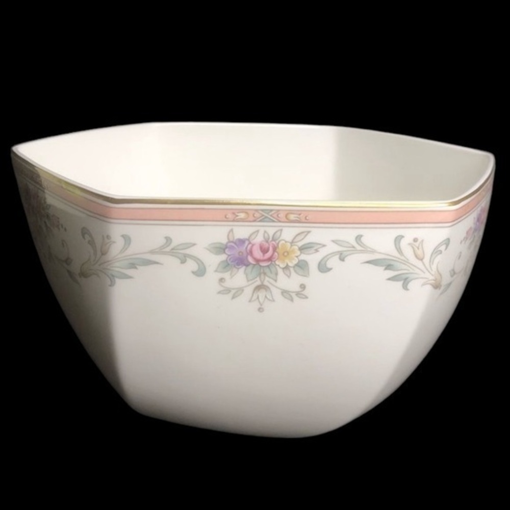 Christopher Stuart Spring Crest Bowl - tiny scratches